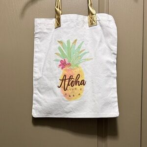 White Tote Bag with Pineapple Design